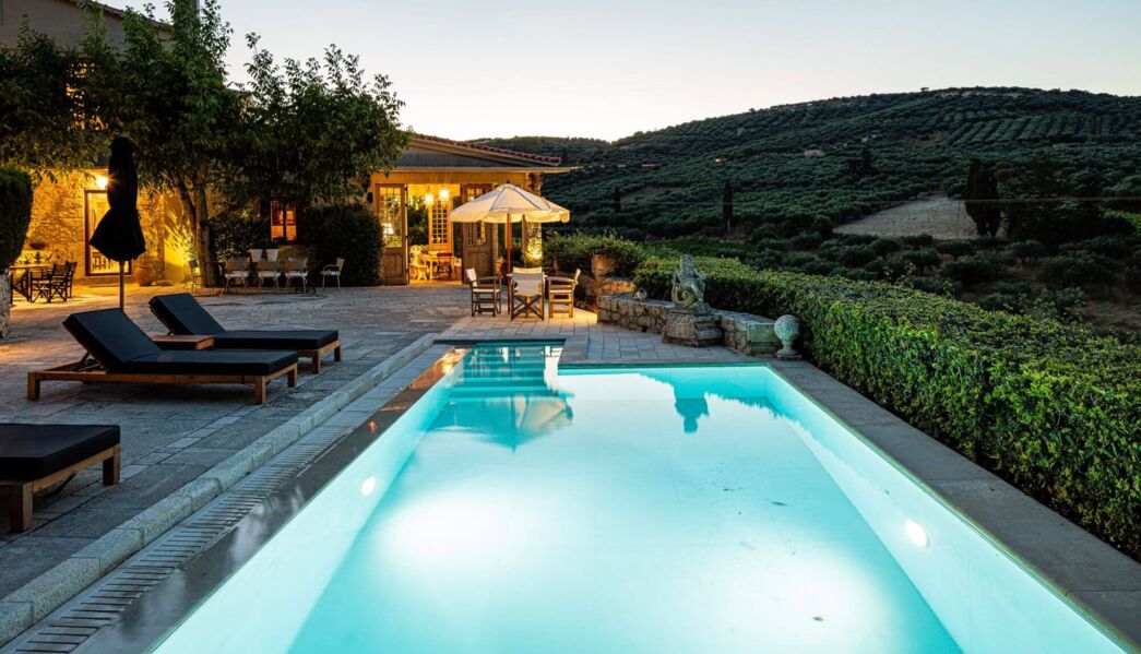 Villa Mantilari - wedding location