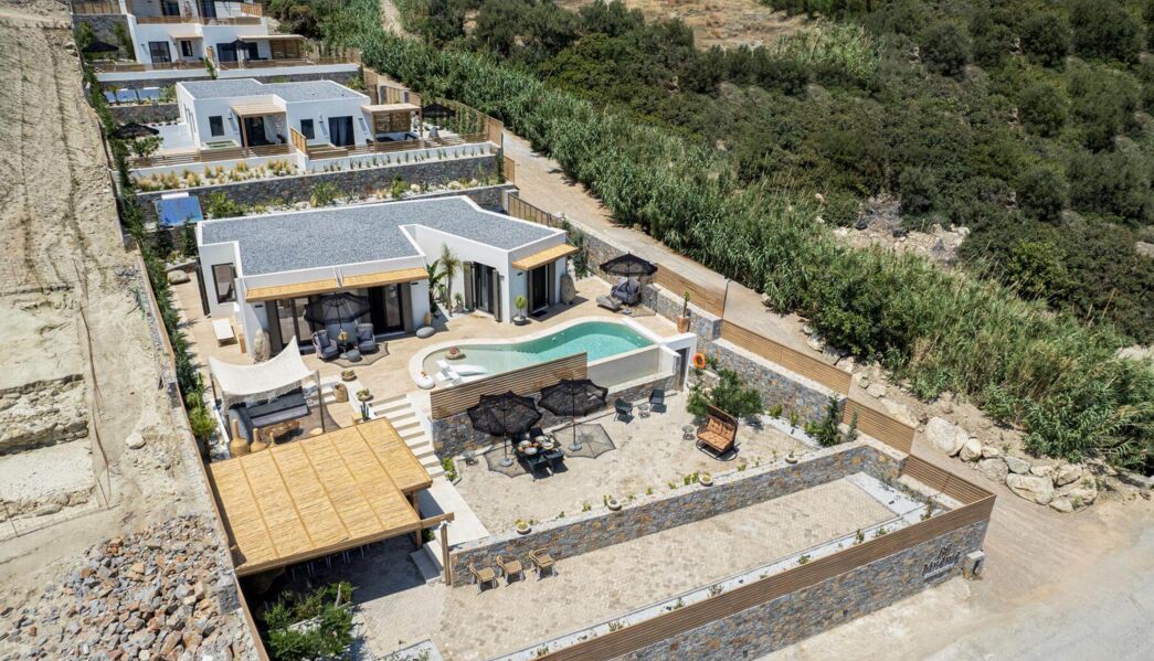 Mneme One-Bedroom Suite