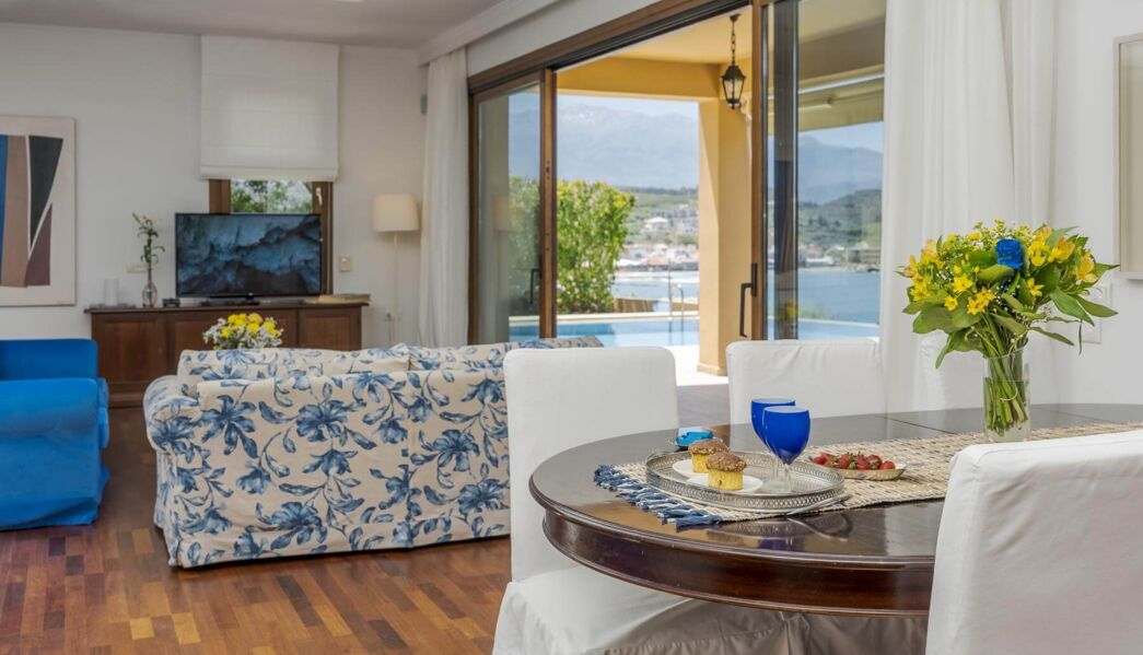 Villa Anemos