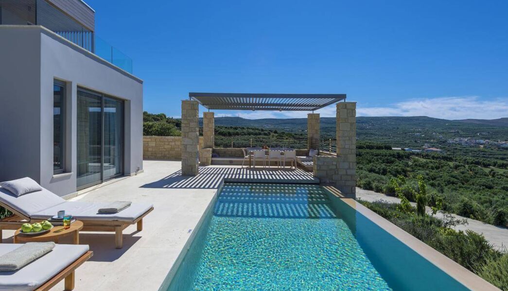 Villa Charisma