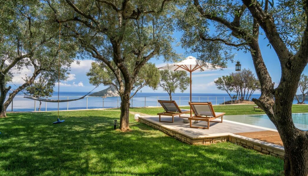 Artina Luxury Villa