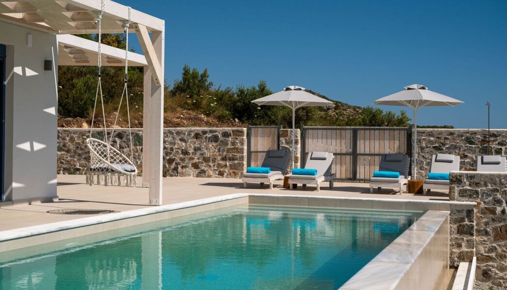 Villa Siriatis 3