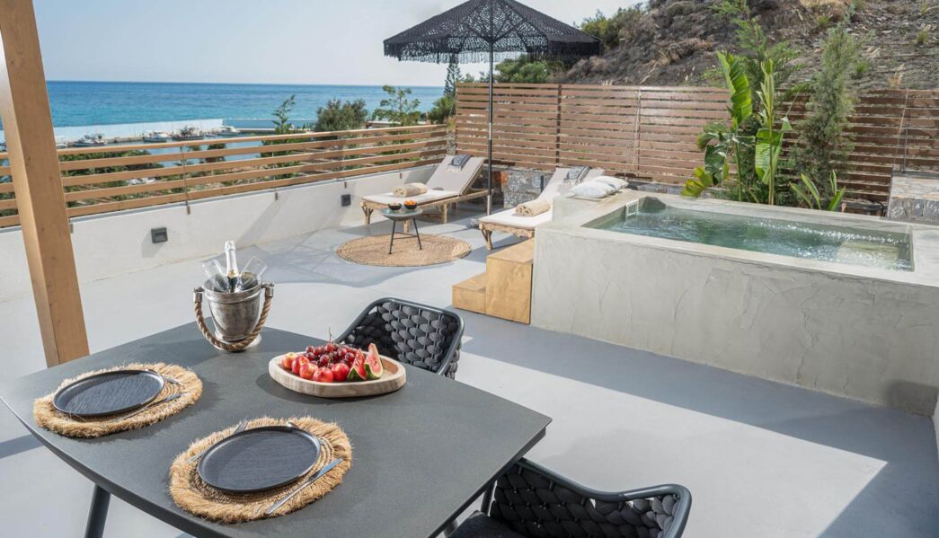 Mneme One-Bedroom Suite