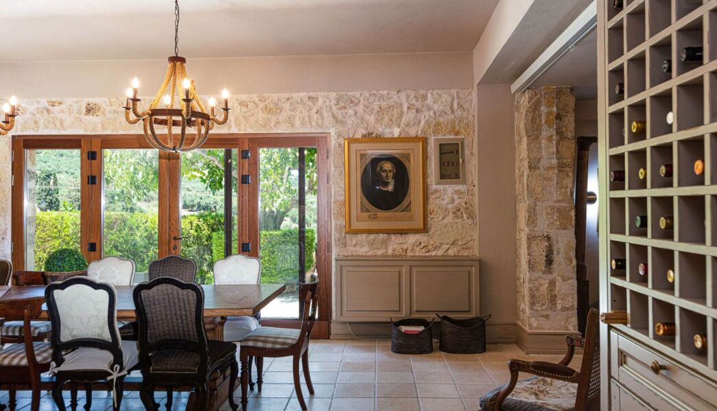 Villa Mantilari - wedding location