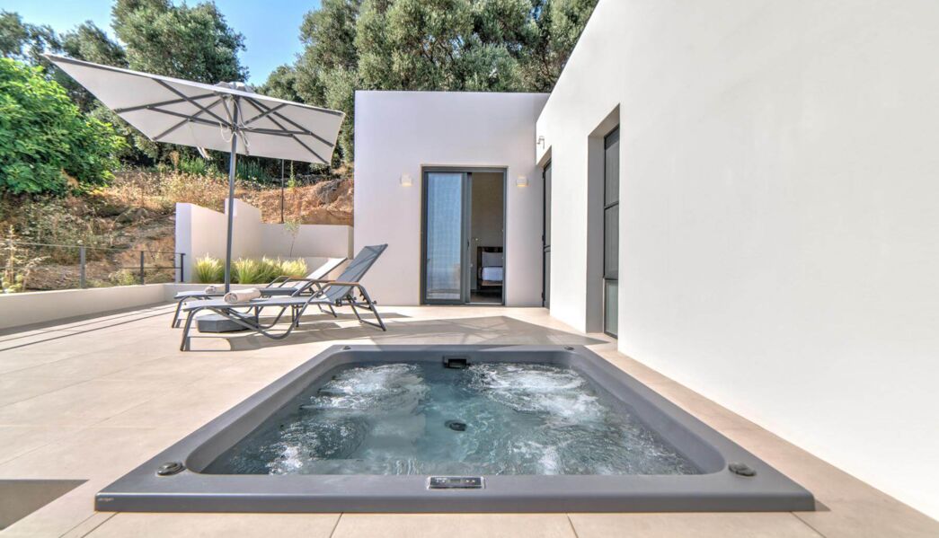 Villa Eolos