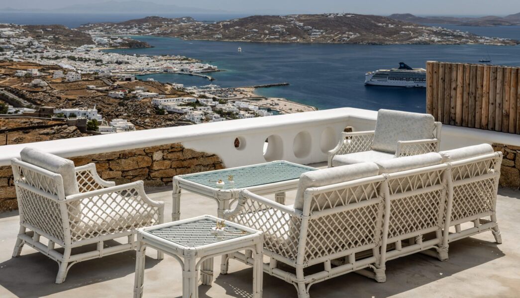 Mykonos Divino 3