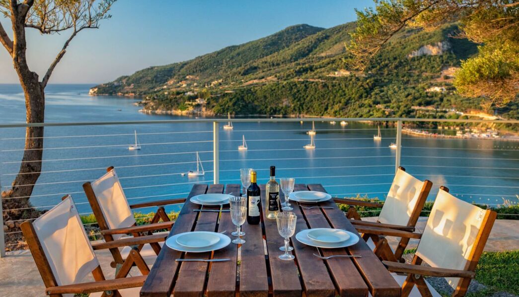 Artina Luxury Villa