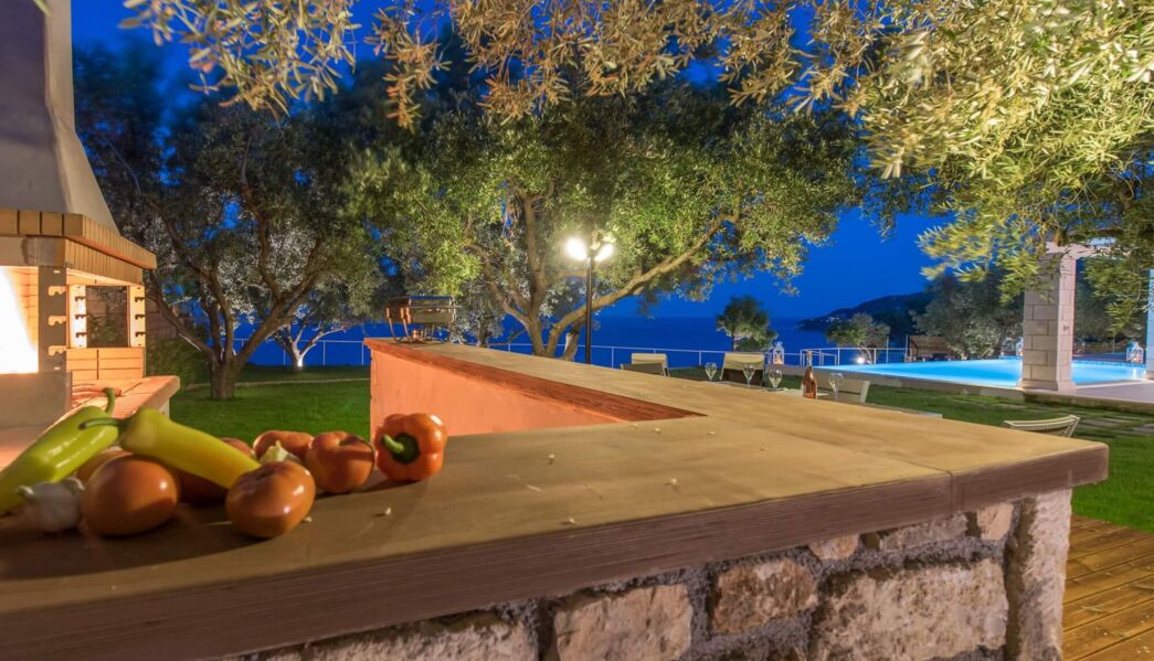 Avra Luxury Villa & Spa