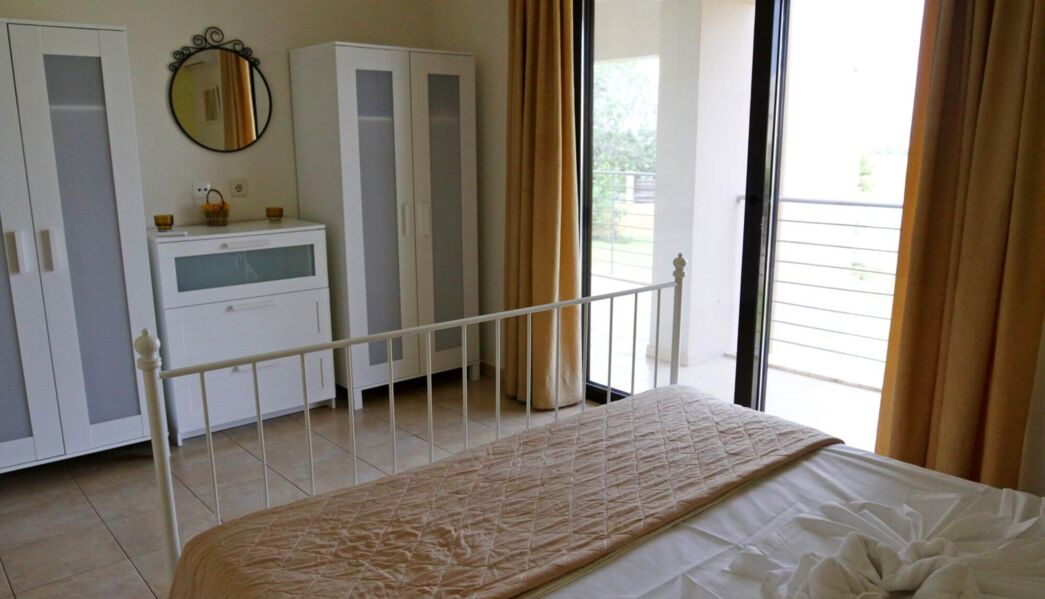 Xenos Villa 2