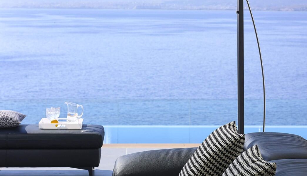 Epavli Luxury Villa
