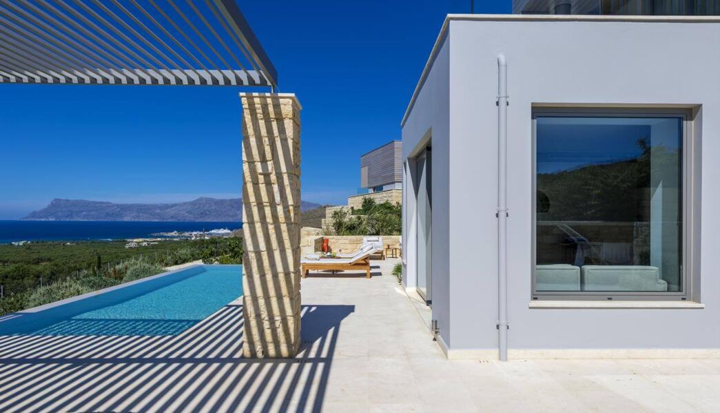 Villa Charisma