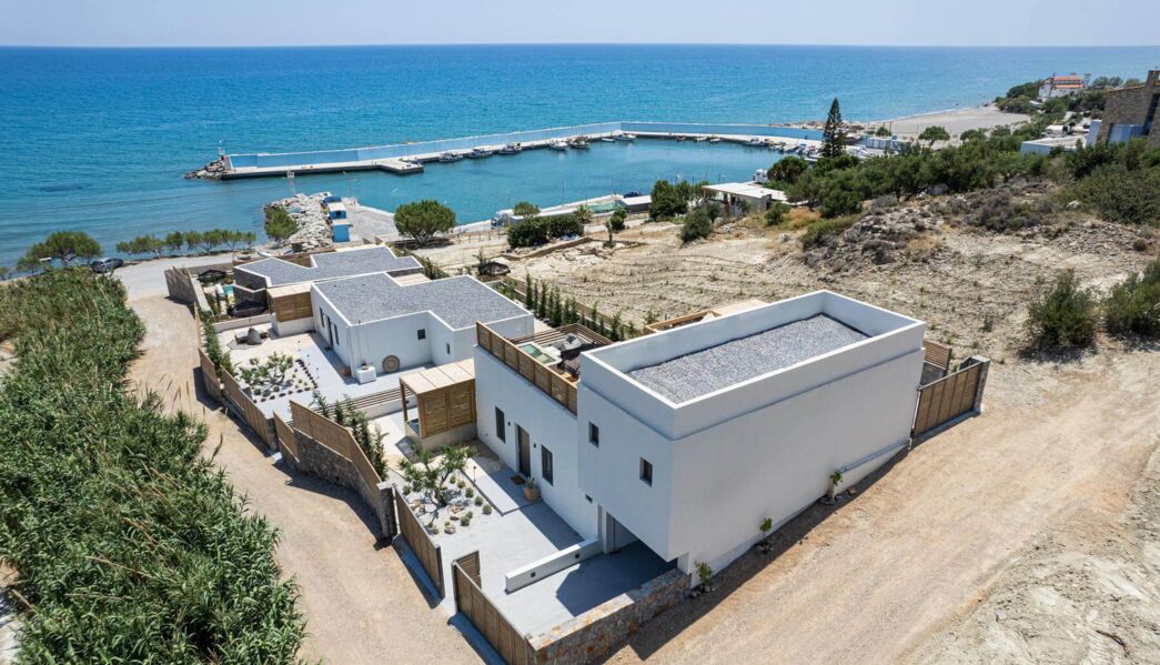 Mnḗmē Two-Bedroom Villa