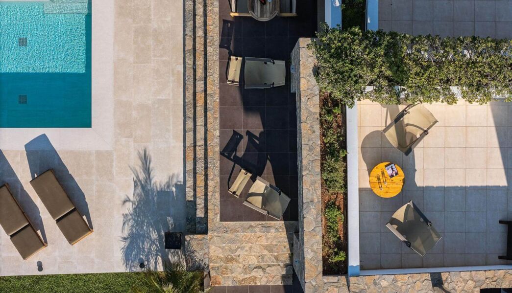 Villa Black Pearl