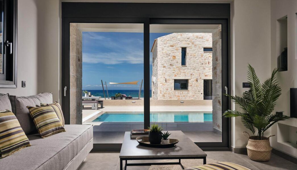 LA Lune Sea Side Villa