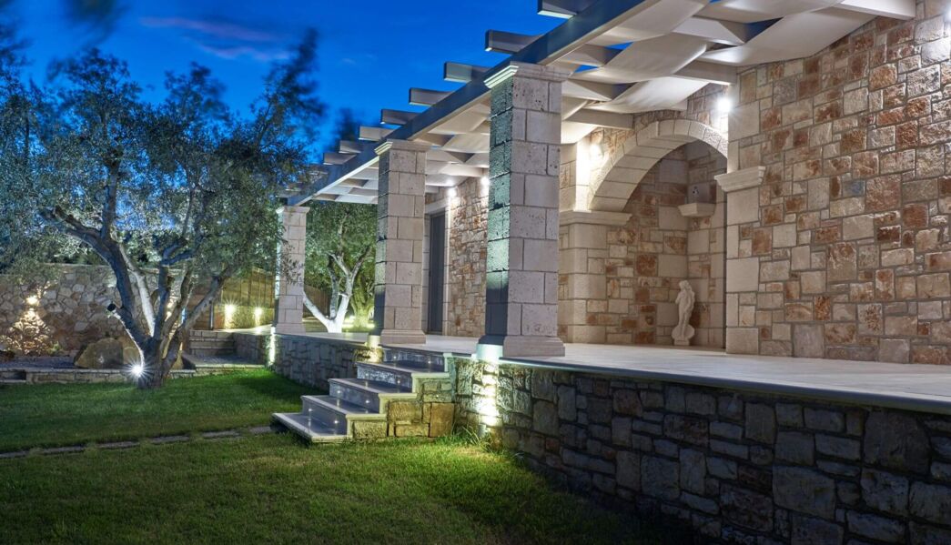 Avra Luxury Villa & Spa