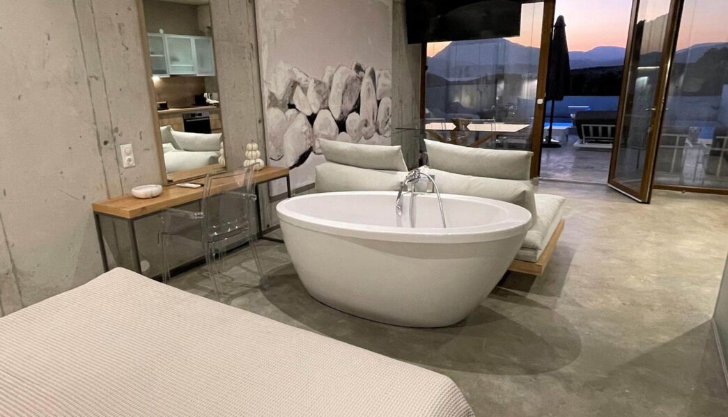 Marnos Green Superior Villas