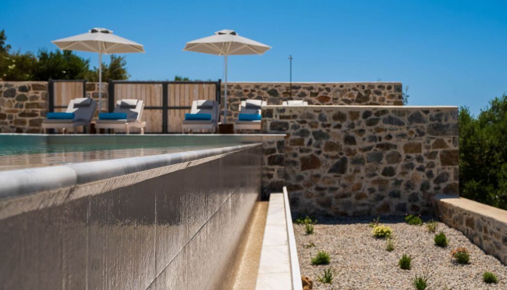 Villa Siriatis 3