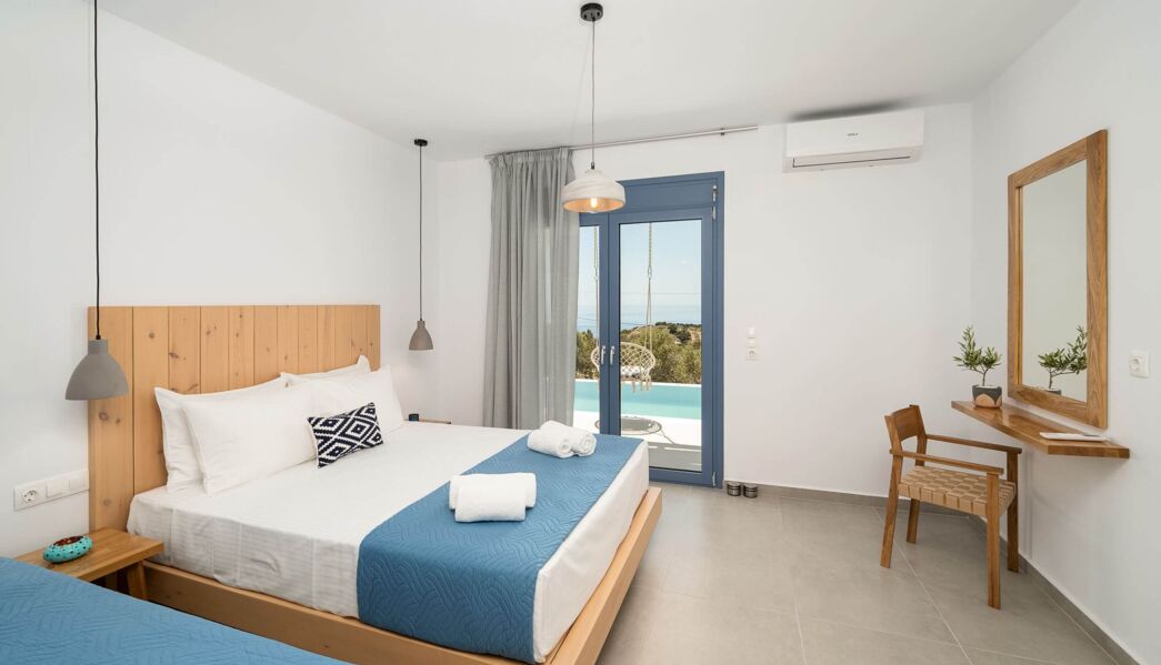 Villa Siriatis 3
