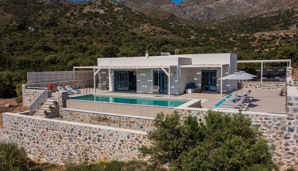 Villa Siriatis 3