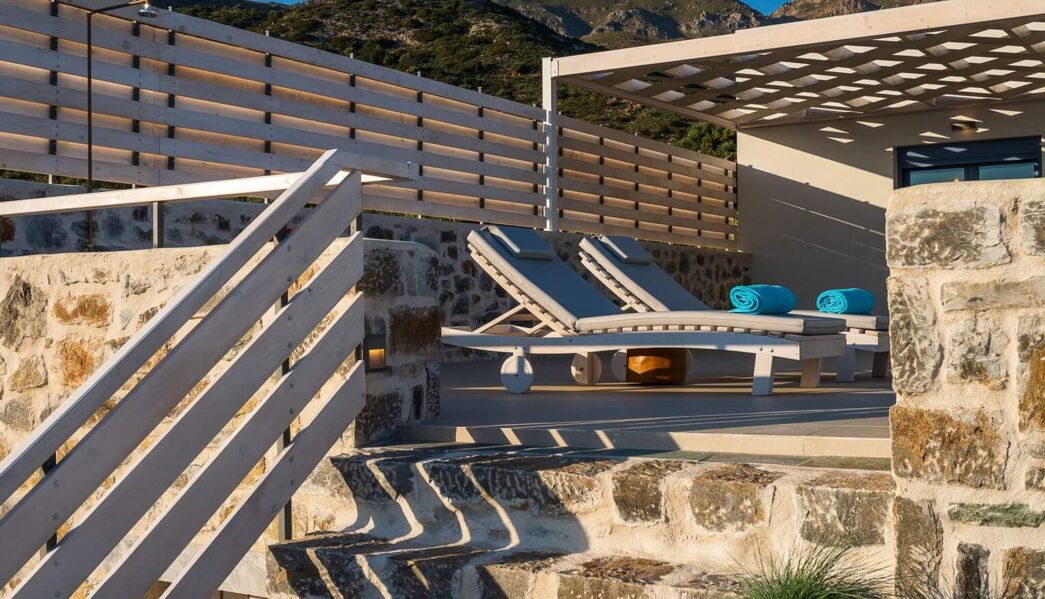 Villa Siriatis 3