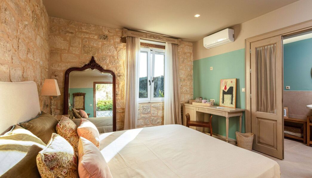 Villa Mantilari - wedding location