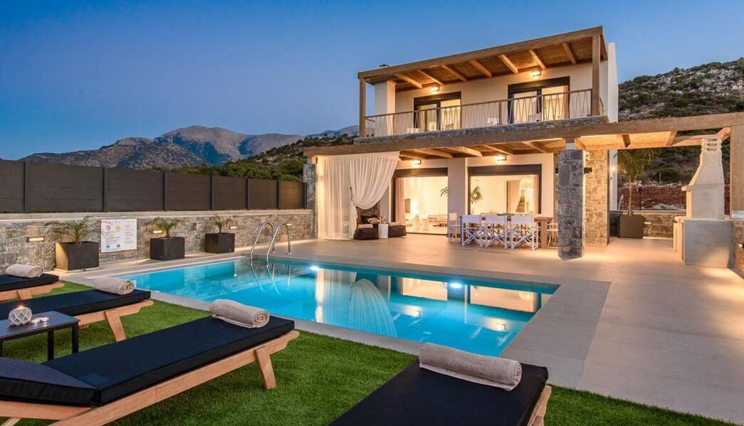 Calma Villa East