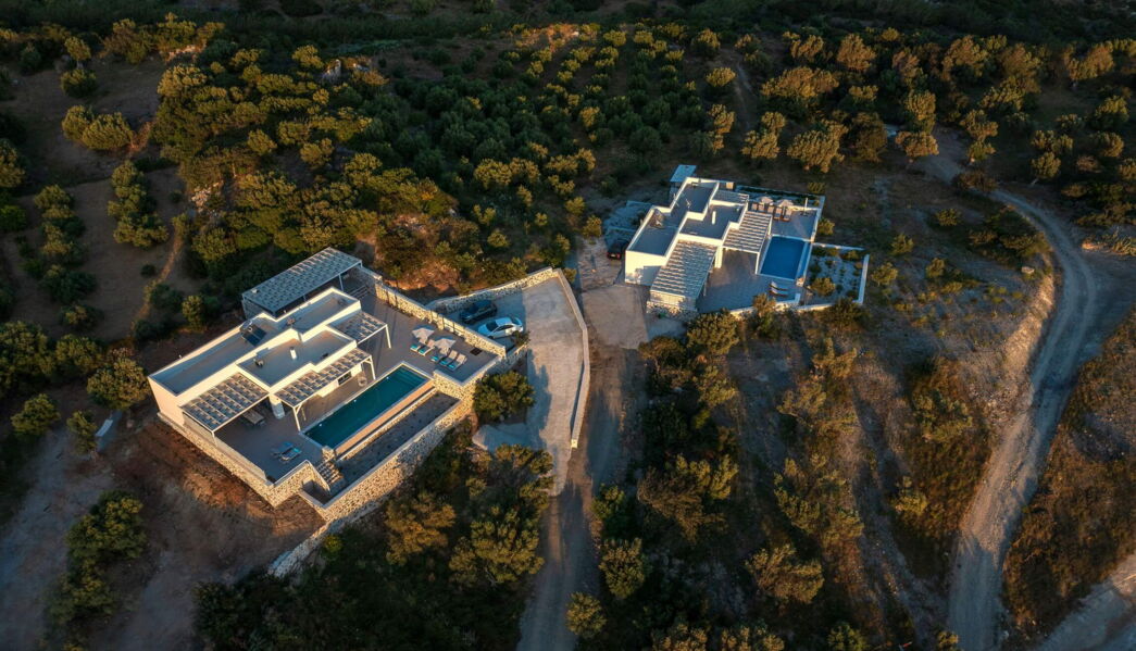 Villa Siriatis 3