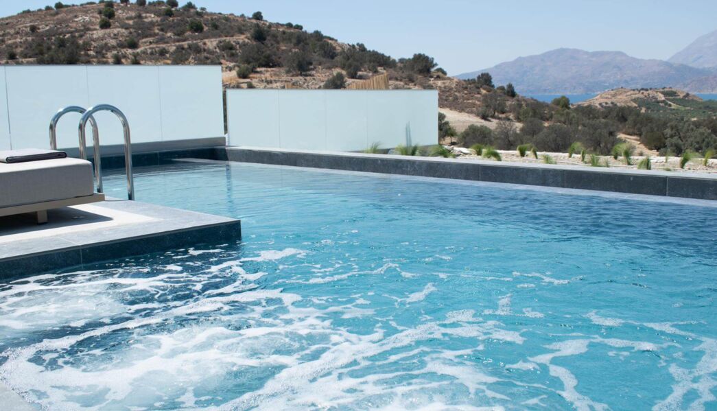 Marnos Green Superior Villas