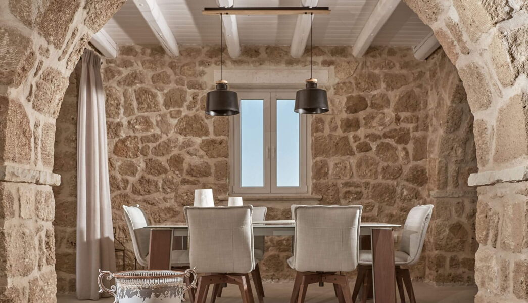 Arismari Luxury Villa