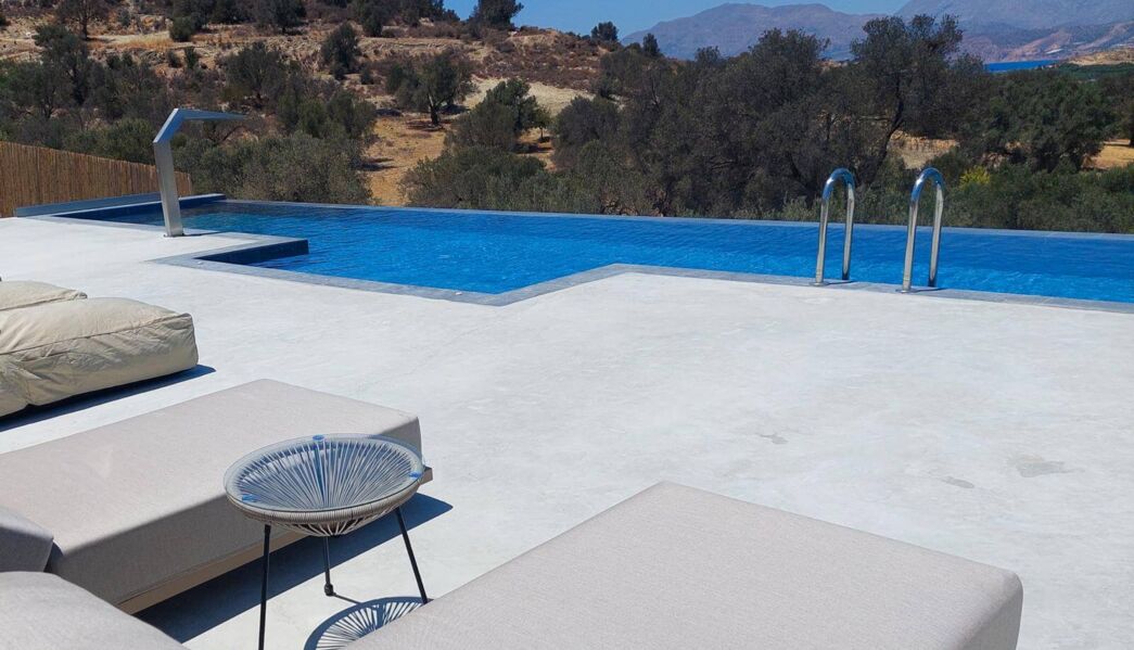 Marnos Green Superior Villas