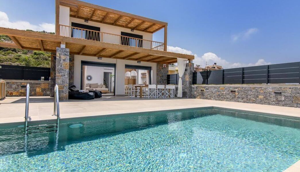 Calma Villa West