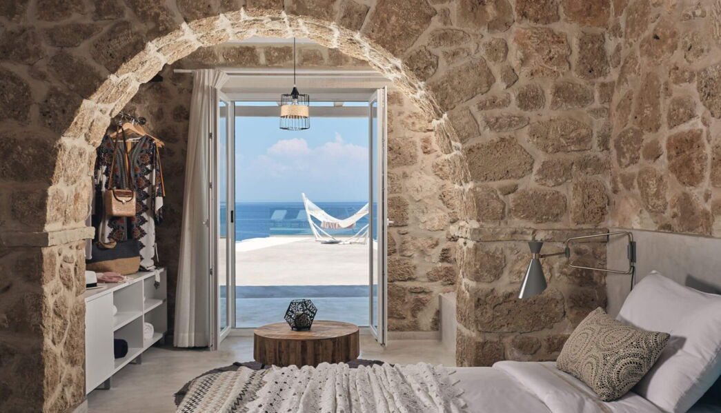 Arismari Luxury Villa
