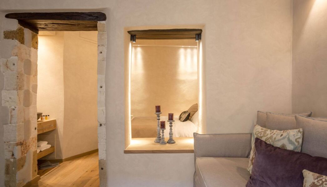 J&G One Bedroom Suite