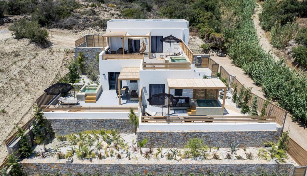 Mneme One-Bedroom Executive Suite