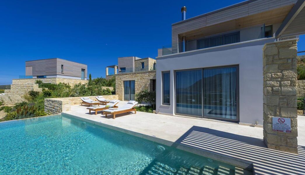 Villa Charisma