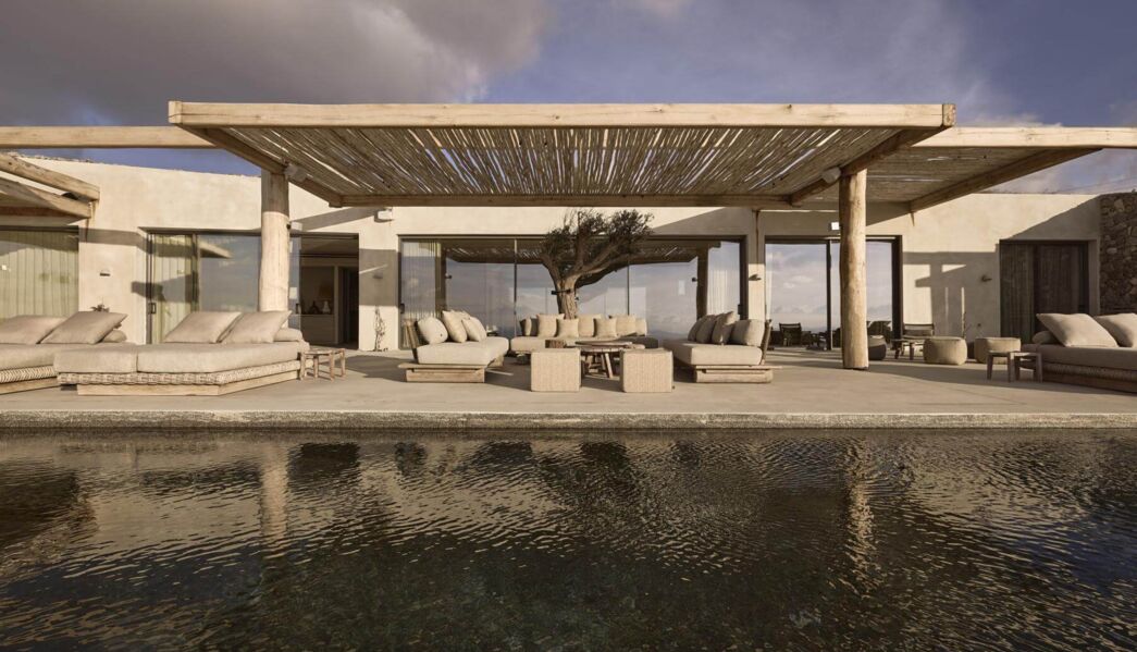 Villa Equinox