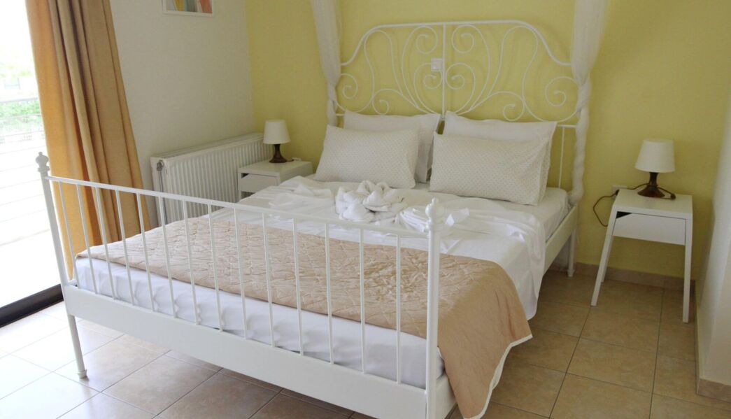Xenos Villa 2
