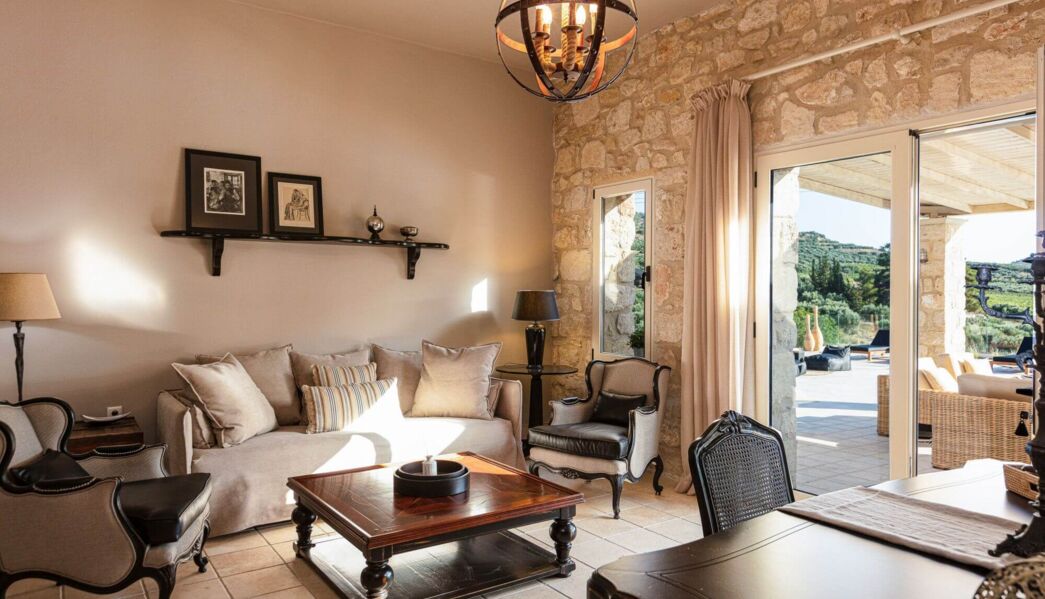 Villa Mantilari - wedding location